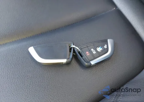 2020 BMW X1 Sdrive28I z USA, uszkodzony, nr VIN WBXJG7C09L5R35323